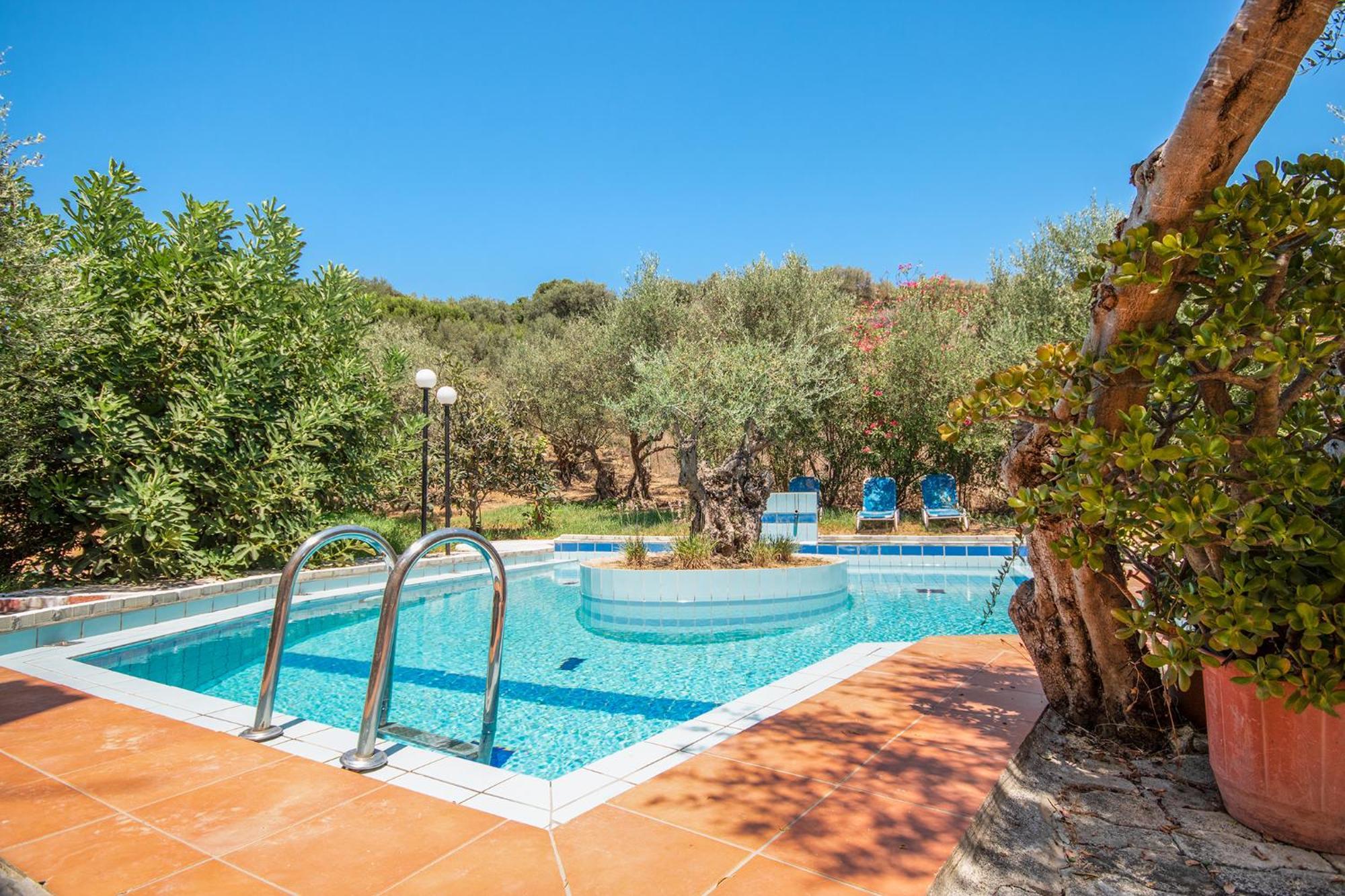 Olive Farm Agia Marina Exterior foto